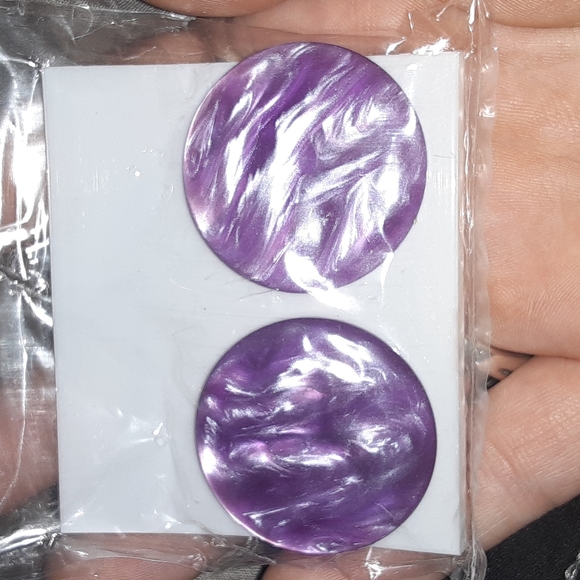 Nwt purple circle earrings - Picture 2 of 3